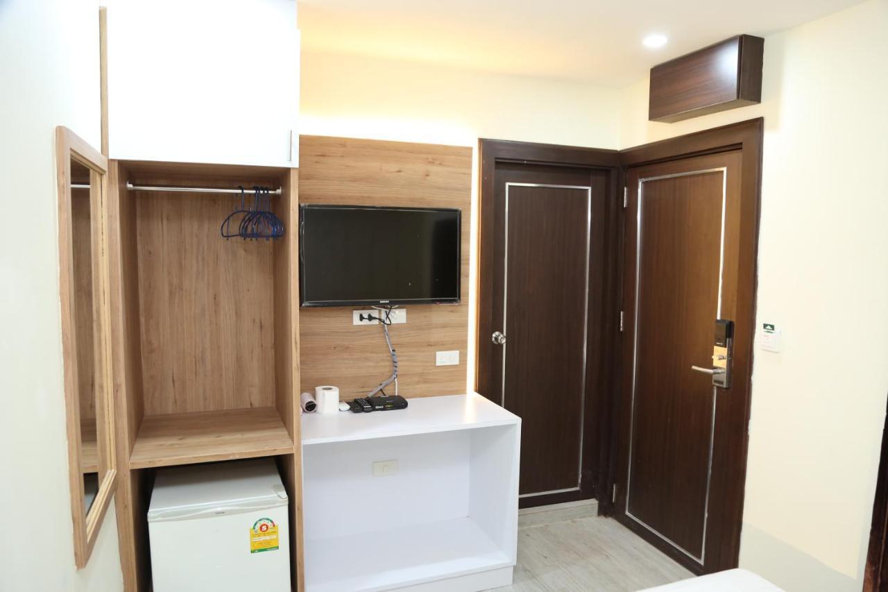 Rose Nana Hotel Банкок Екстериор снимка
