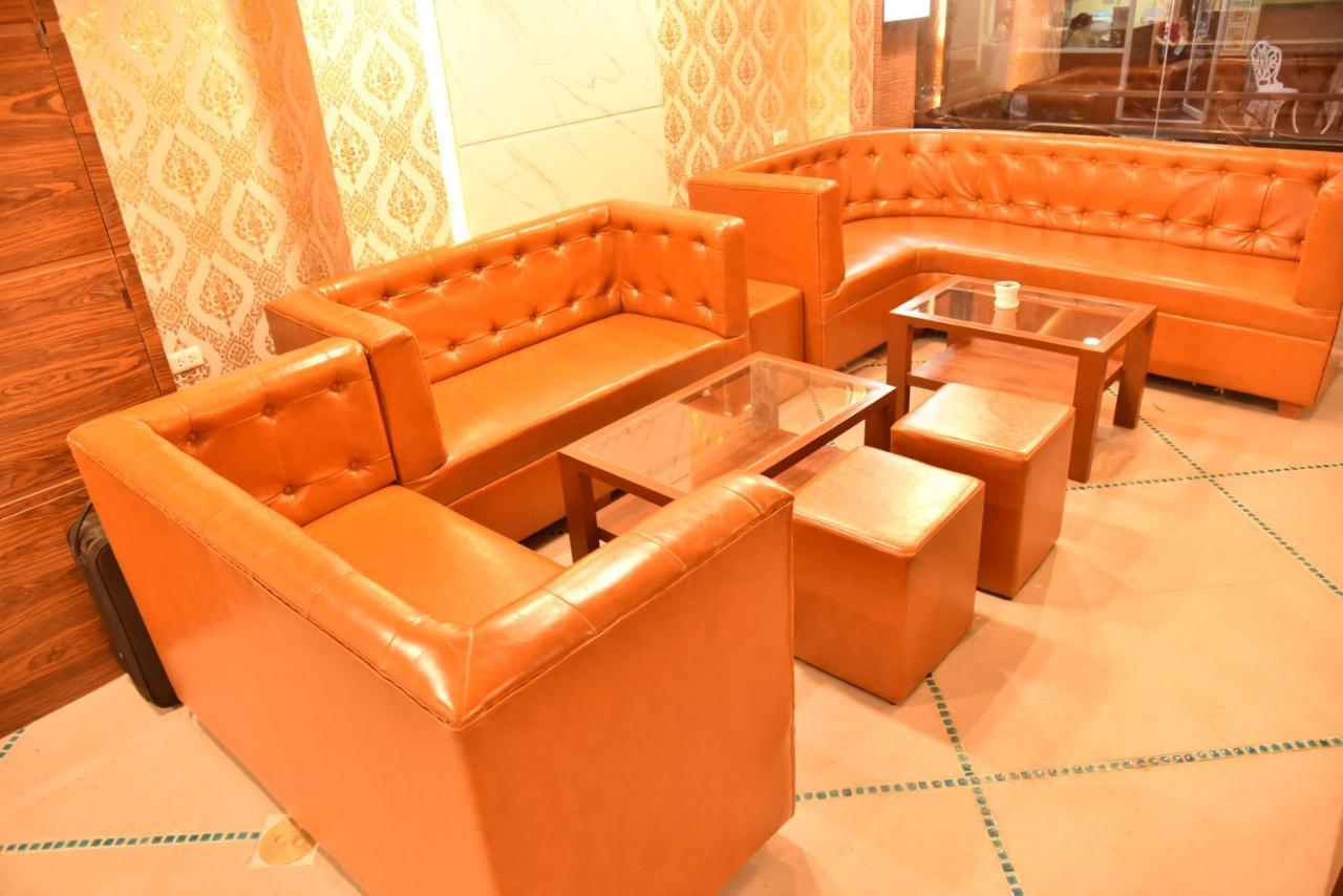 Rose Nana Hotel Банкок Екстериор снимка