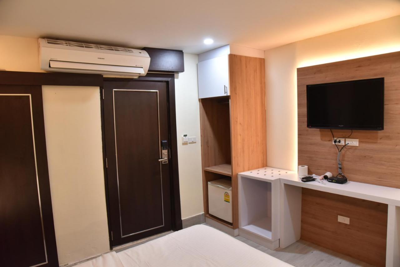 Rose Nana Hotel Банкок Екстериор снимка